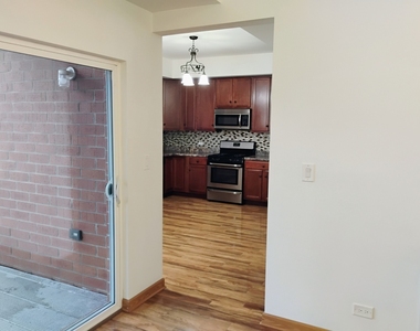 397 Alles Avenue - Photo Thumbnail 7