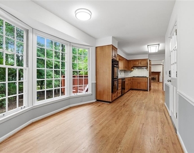 3731 Dunwoody Club Drive - Photo Thumbnail 9