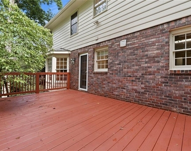3731 Dunwoody Club Drive - Photo Thumbnail 26