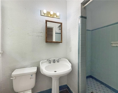 1668 Laurelwood Drive Sw - Photo Thumbnail 15