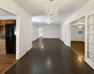 1668 Laurelwood Drive Sw - Photo Thumbnail 4