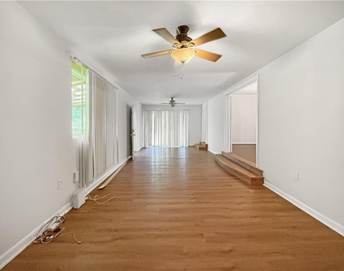 1668 Laurelwood Drive Sw - Photo Thumbnail 9