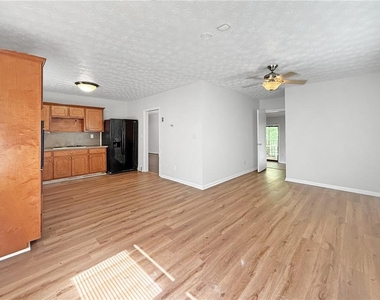 1668 Laurelwood Drive Sw - Photo Thumbnail 6