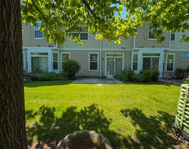 1453 Millbrook Drive - Photo Thumbnail 20