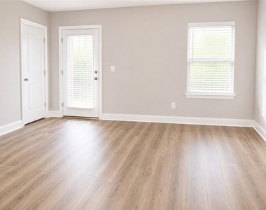 153 Towne Villas Drive - Photo Thumbnail 1