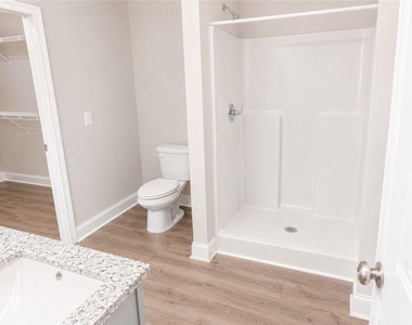 153 Towne Villas Drive - Photo Thumbnail 10