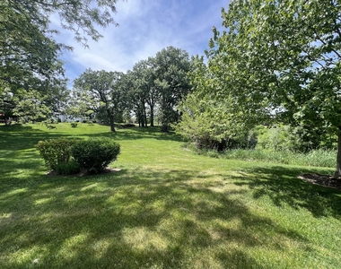 13215 Michigan Avenue - Photo Thumbnail 2