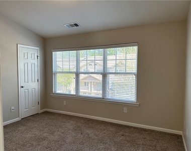 1492 Liberty Parkway Nw - Photo Thumbnail 16