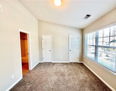 1492 Liberty Parkway Nw - Photo Thumbnail 14