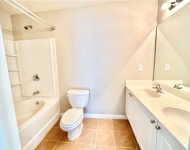 1492 Liberty Parkway Nw - Photo Thumbnail 12