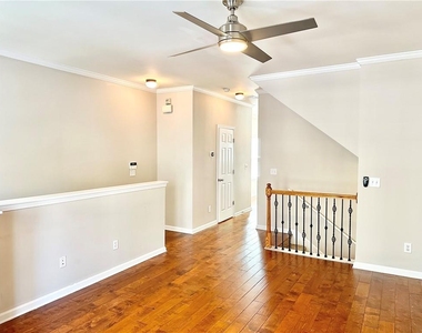 1492 Liberty Parkway Nw - Photo Thumbnail 3