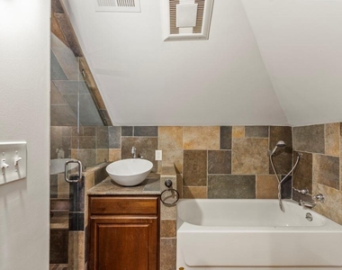 327 Adams Street - Photo Thumbnail 26