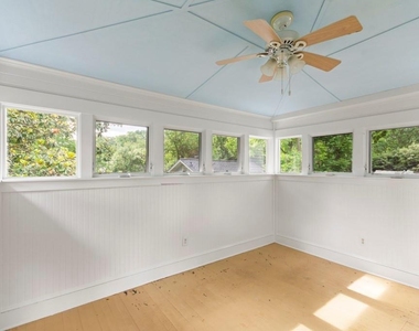 327 Adams Street - Photo Thumbnail 18