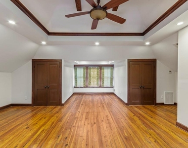 327 Adams Street - Photo Thumbnail 24