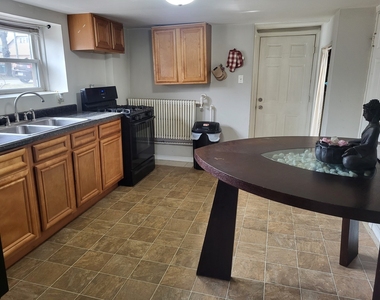 3648 Grove Avenue - Photo Thumbnail 4