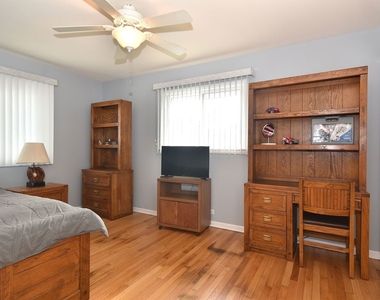 861 S Hawthorne Avenue - Photo Thumbnail 1