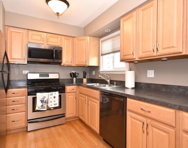861 S Hawthorne Avenue - Photo Thumbnail 18