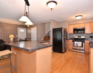 861 S Hawthorne Avenue - Photo Thumbnail 16