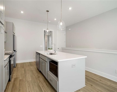 1293 Longreen Terrace Nw - Photo Thumbnail 11