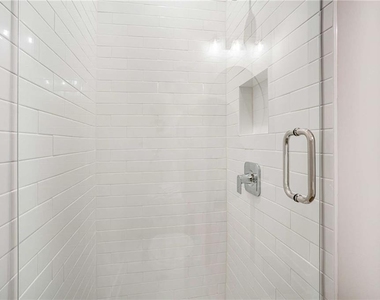 1293 Longreen Terrace Nw - Photo Thumbnail 5