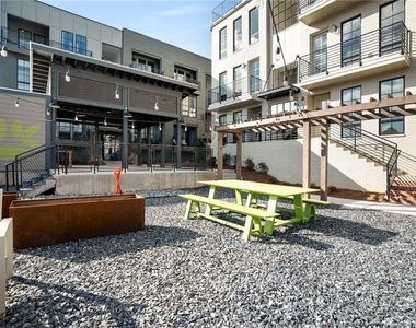 1293 Longreen Terrace Nw - Photo Thumbnail 21