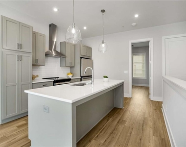 1293 Longreen Terrace Nw - Photo Thumbnail 6