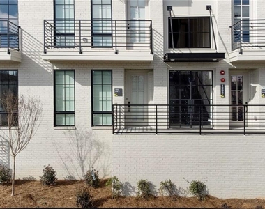 1293 Longreen Terrace Nw - Photo Thumbnail 1