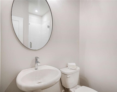 1293 Longreen Terrace Nw - Photo Thumbnail 4