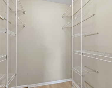 310 Wethington Drive - Photo Thumbnail 10