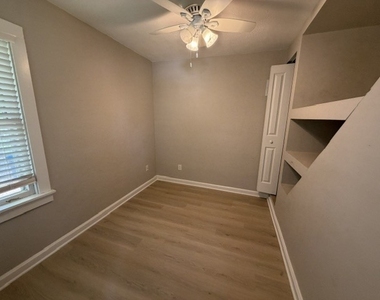 172 Oak Drive - Photo Thumbnail 11