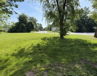 172 Oak Drive - Photo Thumbnail 12