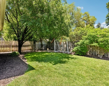 728 N Kennicott Avenue - Photo Thumbnail 15