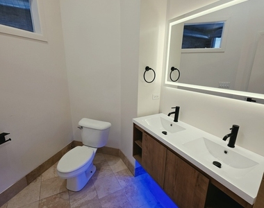 1547 N Milwaukee Avenue - Photo Thumbnail 17