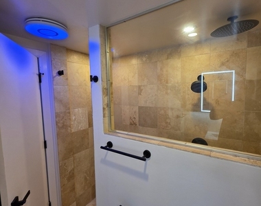 1547 N Milwaukee Avenue - Photo Thumbnail 7