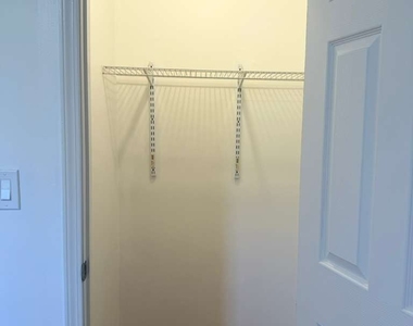 136 Brookwood Court - Photo Thumbnail 19