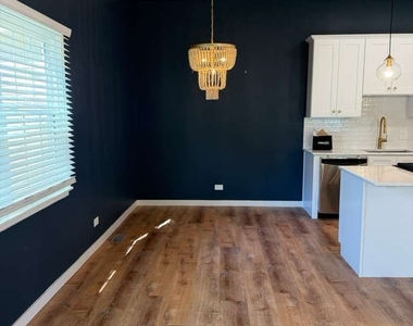 136 Brookwood Court - Photo Thumbnail 2