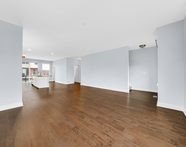 1218 Byrne Boulevard - Photo Thumbnail 13