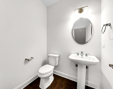 1218 Byrne Boulevard - Photo Thumbnail 6
