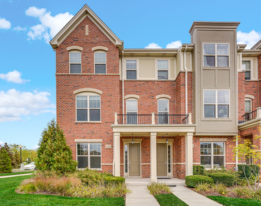 1218 Byrne Boulevard - Photo Thumbnail 1