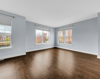 1218 Byrne Boulevard - Photo Thumbnail 12