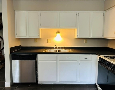 4309 Lehaven Circle - Photo Thumbnail 9