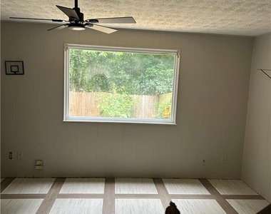 4309 Lehaven Circle - Photo Thumbnail 20