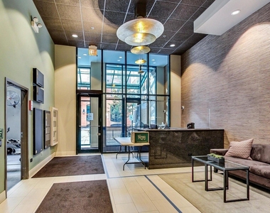 400 W Ontario Street - Photo Thumbnail 20