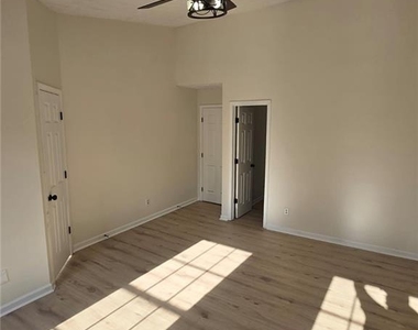 2868 Vining Ridge Terrace - Photo Thumbnail 5