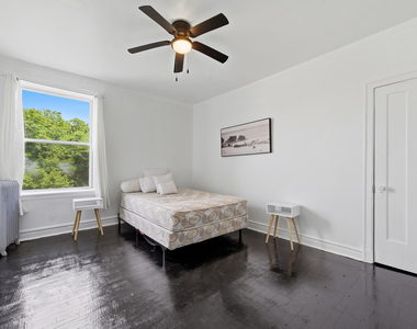 7000 S Paxton Avenue - Photo Thumbnail 7