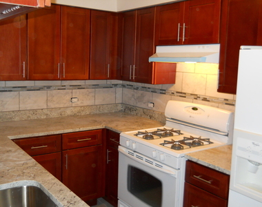 621 Hapsfield Avenue - Photo Thumbnail 1