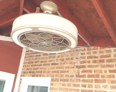 2315 N Merrimac Avenue - Photo Thumbnail 33