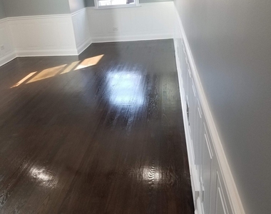 2315 N Merrimac Avenue - Photo Thumbnail 2