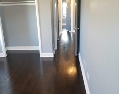 2315 N Merrimac Avenue - Photo Thumbnail 9