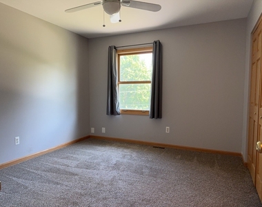 36420 N Tamarack Drive - Photo Thumbnail 20